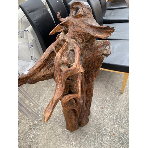 2579 - A LARGE IRISH BOGWOOD ART SCULPTURE, 46