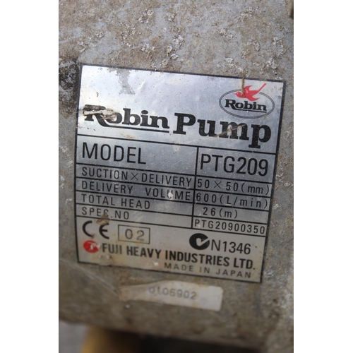 18 - ROBIN 3.5 WATER PUMP PTG209 + VAT