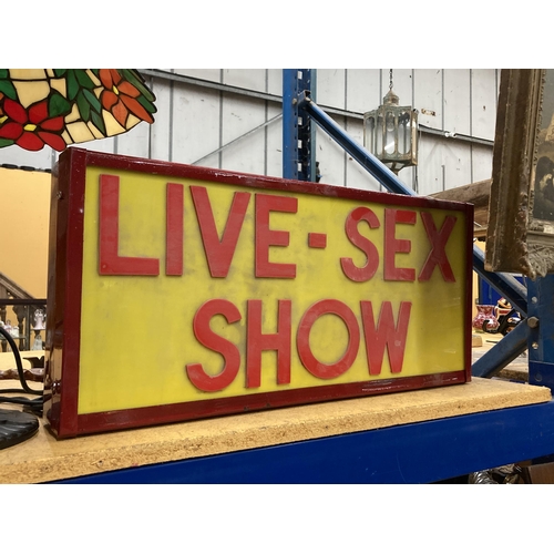 55 - A LIVE SEX SHOW ILLUMINATED BOX SIGN