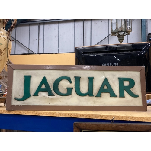 59 - A JAGUAR ILLUMINATED BOX SIGN