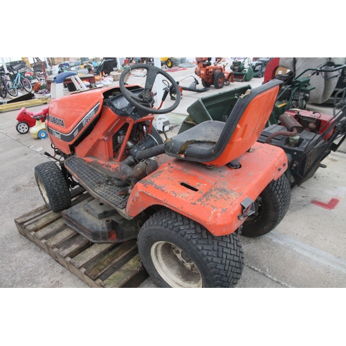 121 - KABOTA Q1700 RIDE ON LAWNMOWER FOR SPARE OR REPAIR  NO VAT