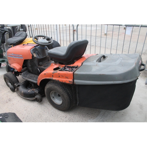 141 - HUSQVARNA CTH200 RIDE ON LAWNMOWER  NO VAT