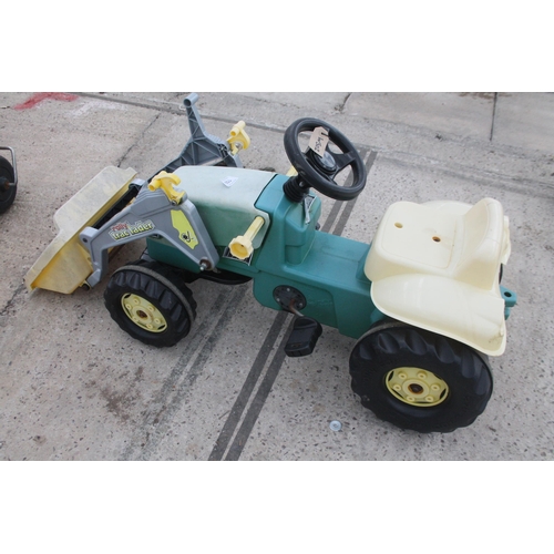 159 - JOHN DEERE ROLLY PEDAL LOADER TRACTOR  + VAT