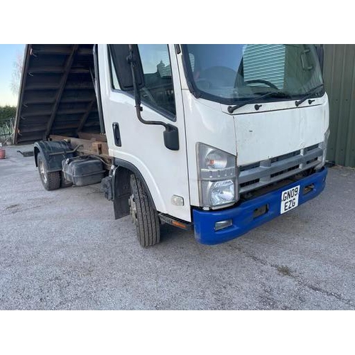 183 - IZUZU NPR-7 TIPPER LORRY  GN09 EZG  329991 MILES   MOT TILL 31.10.2023 GOOD RUNNER HARDLY USED SINCE... 