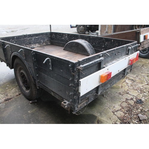 267 - A SINGLE AXLE CAR TRAILER + VAT