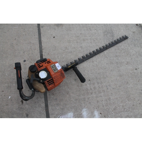 81 - STIHL H585 HEDGECUTTER (WORKING) FROM A RETIREMENT DISPERSAL + VAT