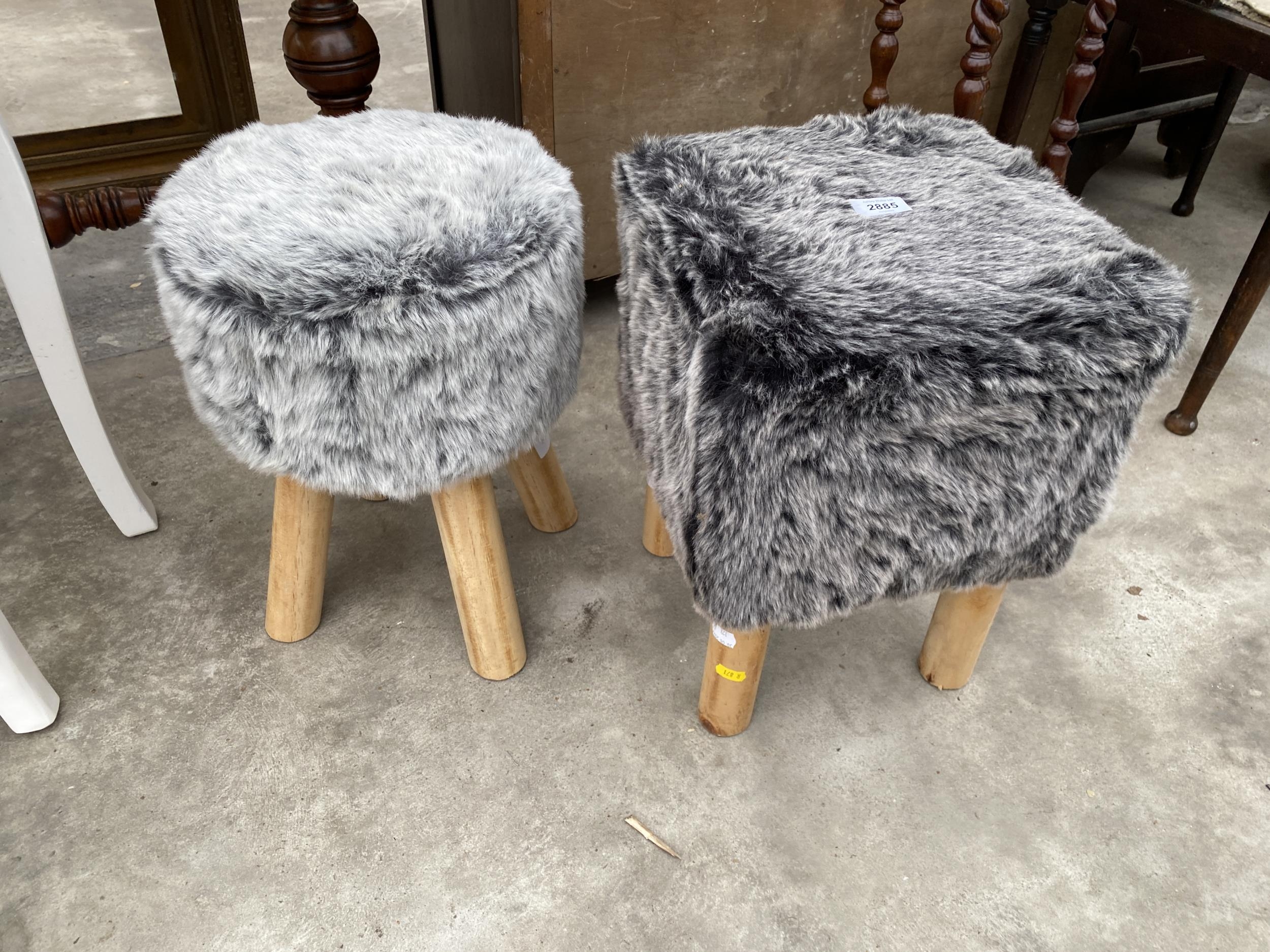 Faux fur best sale footstool aldi