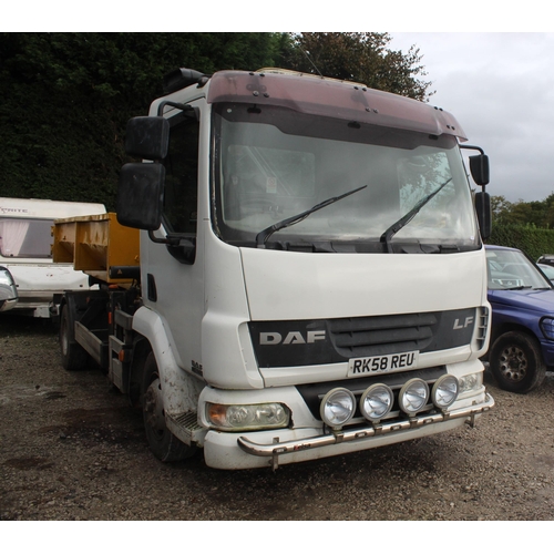 199 - 2009 DAF LF DIESEL MANUAL DROP SIDE LORRY  WITH HIAB HOOK LOADER RK58REU 189020 MILES 7500KG  HIAB R... 