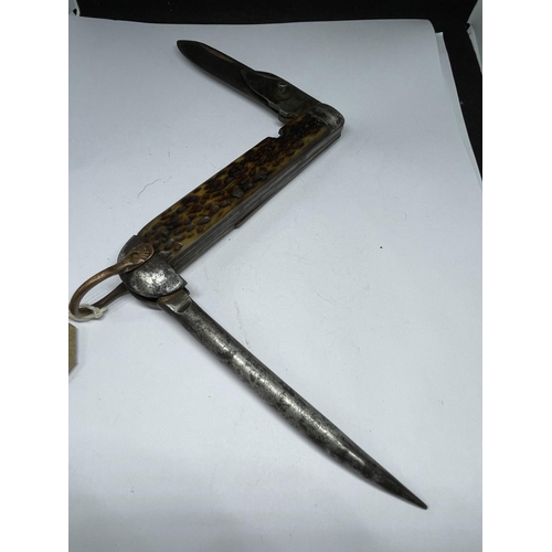 67 - A SHATT AND MORGAN TITUSVILLE POCKET KNIFE