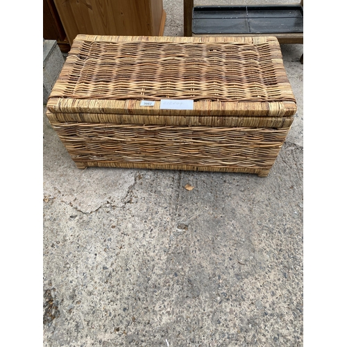 3082 - A MODERN WICKER STORAGE BASKET, 27