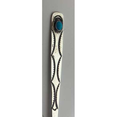 57 - A BELIEVED SILVER LONG SPOON WITH TURQUOISE CABOCHON, LENGTH 21.5 CM