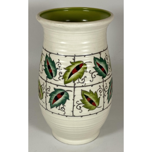 709 - AN ART DECO CHARLOTTE / FREDERICK RHEAD LEAVES & TRELLIS PATTERN CROWN DUCAL POTTERY VASE, HEIGHT 22... 