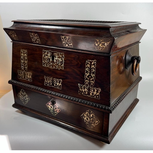 55 - AN ANTIQUE 19TH CENTURY ROSEWOOD AND MOTHER OF PEARL INLAID JEWELLERY BOX WITH LIFT UP TOP SECTION W... 