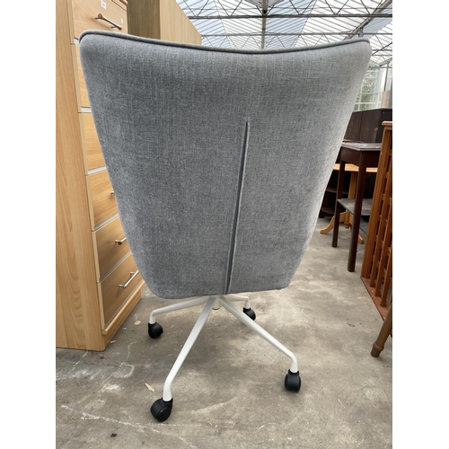 2768 - A MODERN GREY ARANAE SPIDER LEG CHAIR