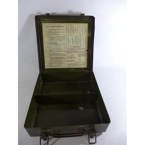 382 - A WORLD WAR II U.S. ARMY MEDICAL DEPARTMENT FIRST AID TIN