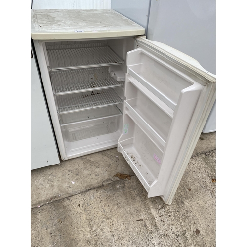 2362 - A WHITE PROLINE UNDERCOUNTER FRIDGE