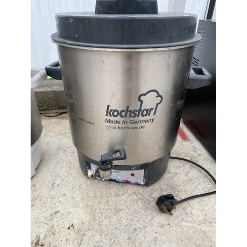 2379 - A KOCHSTAR WARMMASTER WATER TANK