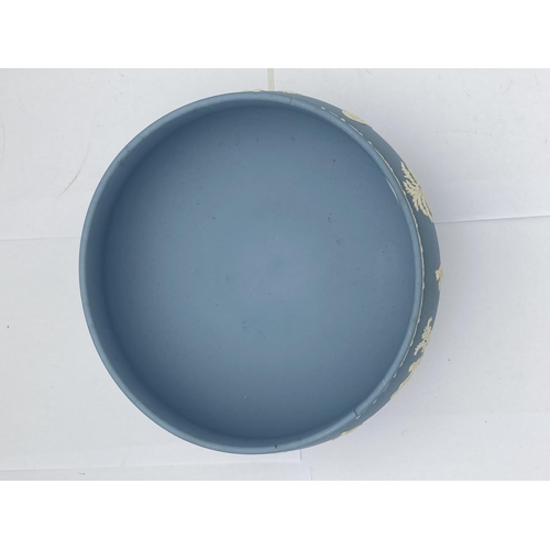 371 - A WEDGWOOD PALE BLUE JASPERWARE PEDESTAL BOWL