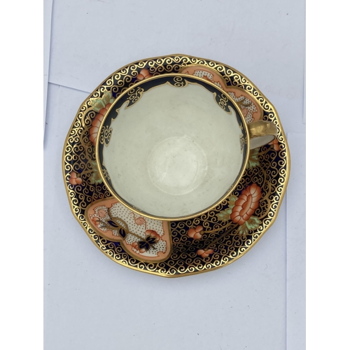 376 - A ROYAL CROWN DERBY 4591 IMARI CUP & SAUCER