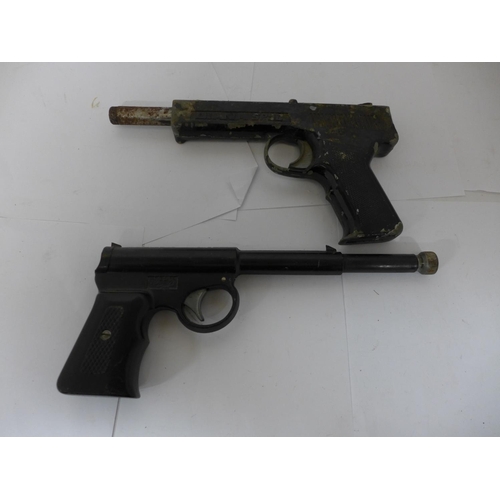 389 - A GAT .177 CALIBRE AIR PISTOL, LENGTH 27CM AND A DIANA SP50 AIR PISTOL