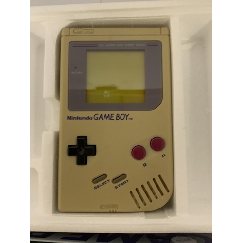 337 - A BOXED NINTENDO GAMEBOY