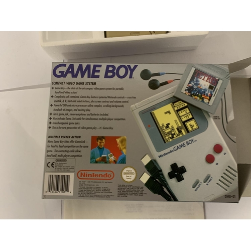 337 - A BOXED NINTENDO GAMEBOY