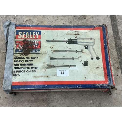 62 - A SEALEY AIR HAMMER AND FOUR PIECE CHISEL SET NO VAT