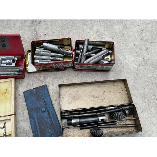 88 - AN ASSORTMENT OF TOOLS TO INCLUDE DRILL BITS AND A SYKES PICKAVANT SPLINE BIT SET ETC NO VAT