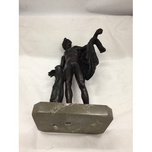 29 - A BRONZE FIGURE OF A MALE ON A MARBLE BASE