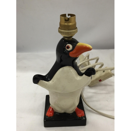 39 - A CARLTON WARE GUINNESS PENGUIN CERAMIC TABLE LAMP