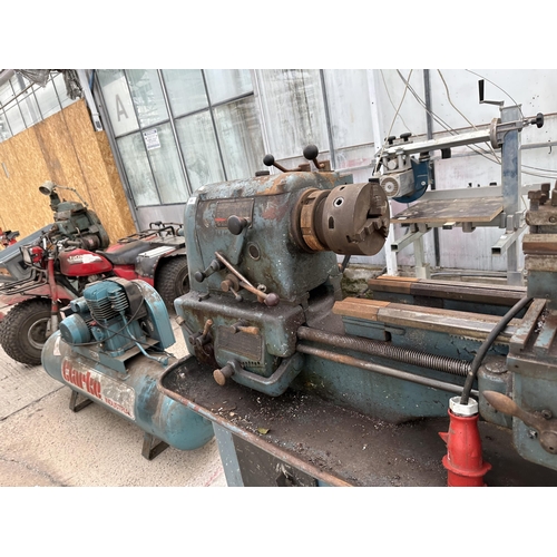 126 - A COLCHESTER STUDENT HEAVY DUTY ENGINEER'S LATHE WITH MULTIPLE ACCESSORIES, THREE PHASE - NO VAT