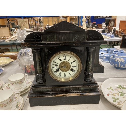 240 - A GROUP OF THREE VINTAGE CLOCKS TO INCLUDE A GILT EFFECT FRENCH EXAMPLE AND SLATE EFFECT EXAMPLE