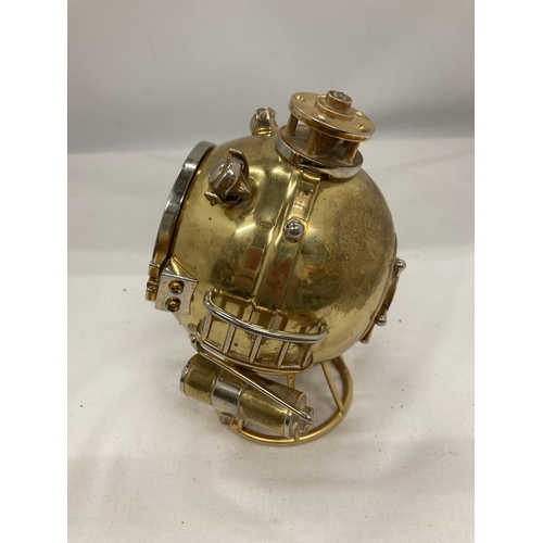 126 - AN UNUSUAL HEAVY BRASS BATHYSPHERE/SUBMARINE WATCH HOLDER