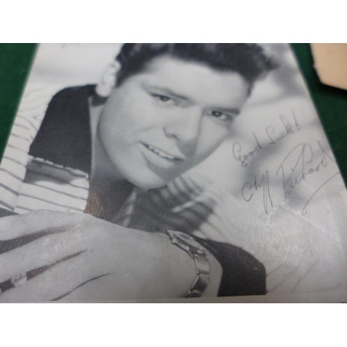 11 - A CLIFF RICHARD AUTOGRAPH AND A FACSIMILE POSTCARD