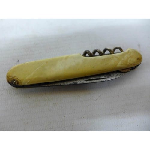 405 - A VINTAGE GERMAN SOUVENIR POCKET KNIFE