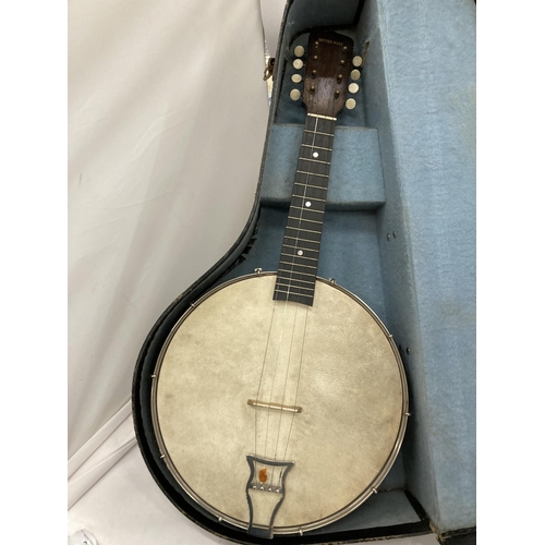 201 - A BRITISH MADE VINTAGE CASED BANJO