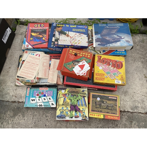 1792 - AN ASSORTMENT OF VINTAGE AND RETRO BOARD GAMES