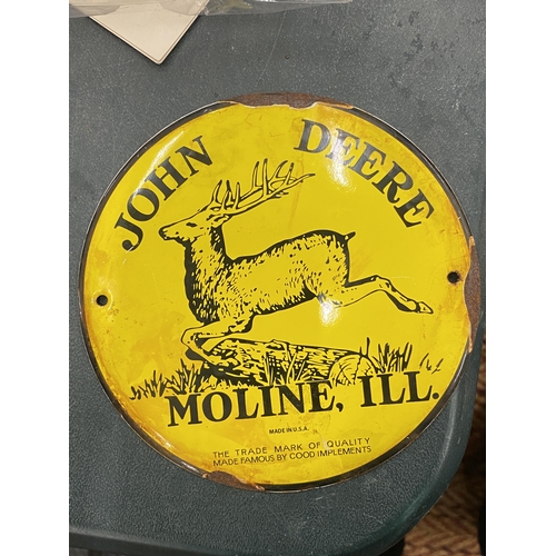 132A - A SMALL JOHN DEERE ENAMEL SIGN, DIAMETER 15.5CM