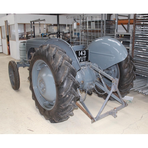 204 - FERGUSON TED 20 TRACTOR, PETROL, REGISTRATION 143 YUT (1951) SOLD AS SEEN, NO WARRANTY  NO  VAT