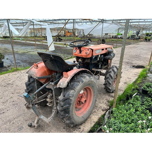 301 - KUBOTA B6100 MINI TRACTOR + VAT TO BE COLLECTED FROM NEWBURGH NEAR WIGAN FURTHER DETAILS NIGEL ASHLE... 