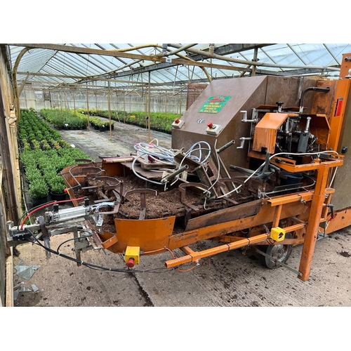 302 - JAVO SUPER 3 PHASE POTTING MACHINE USED REGULARLY BELIEVED WORKING + VAT TO BE COLLECTED FROM NEWBUR... 