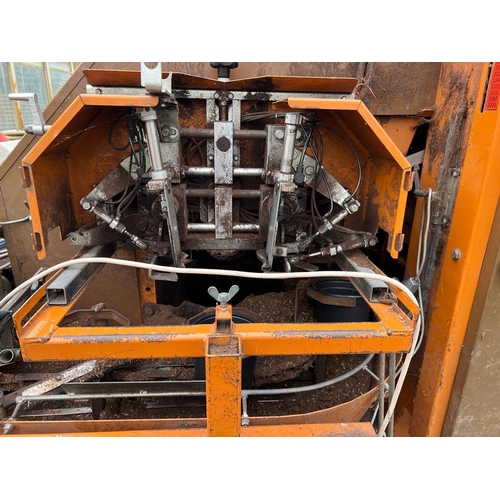 302 - JAVO SUPER 3 PHASE POTTING MACHINE USED REGULARLY BELIEVED WORKING + VAT TO BE COLLECTED FROM NEWBUR... 