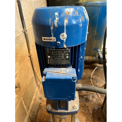 307 - LOWARA PUMP AND A FILTER TANK + VAT TO BE CLLECTED FROM NEWBURGH NEAR WIGAN FURTHER DETAILS NIGEL AS... 