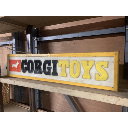 320A - A CORGI TOYS ILLUMINATED LIGHT BOX SIGN