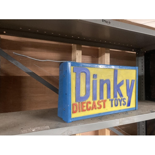 400A - A DINKY DIECAST TOYS ILLUMINATED LIGHT BOX SIGN