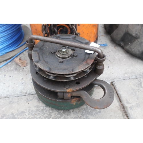 166 - LIFTING BLOCK, CHAINS AND SHREDDER  NO  VAT