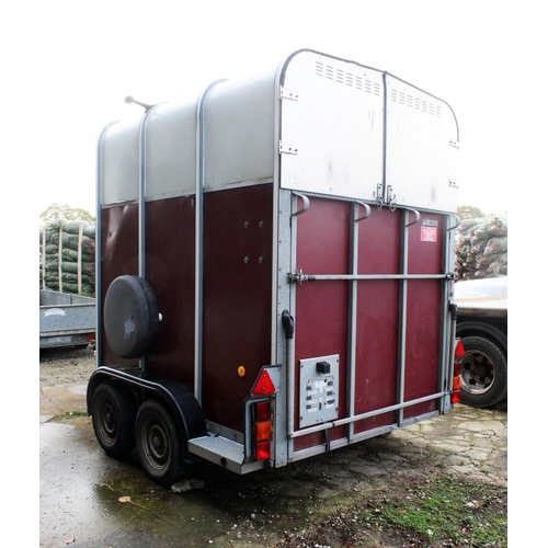 222 - IFOR WILLIAMS HORSE TRAILER. ONE OWNER FROM NEW.FOR SALE DUE TO UPGRADE. NO HITCHLOCK KEY. HANDBOOK ... 