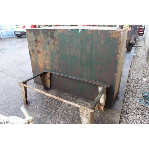 233 - A FUEL TANK & STAND + VAT