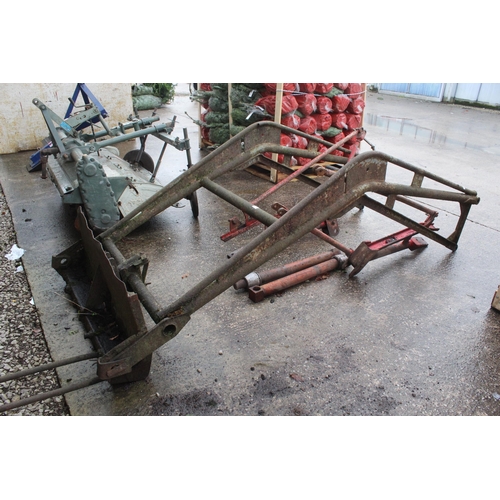 236 - MASSEY FERGUSON FRONT END LOADER WITH RAMS + VAT