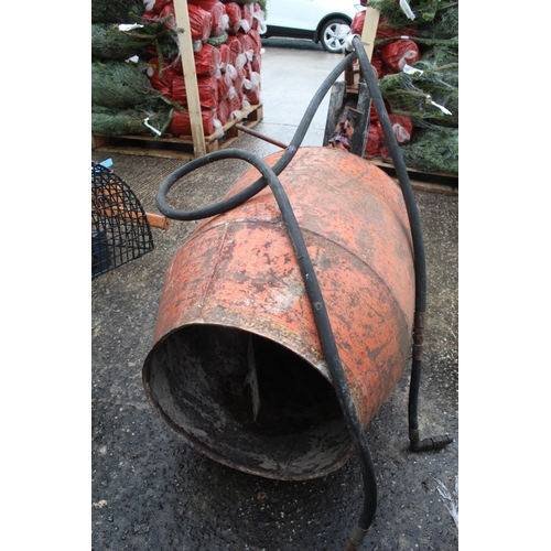 241 - A HYDRAULIC CEMENT MIXER ON A FRAME WORKING NO VAT